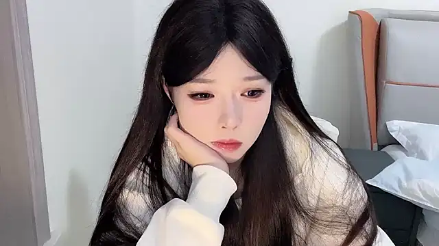 Snapshot of Q-ing chatting on 01/21/25, 05:51 Q-ing online show from 01/21/25, 05:51