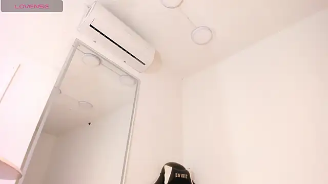 vera candella online show from 11/12/25, 11:10