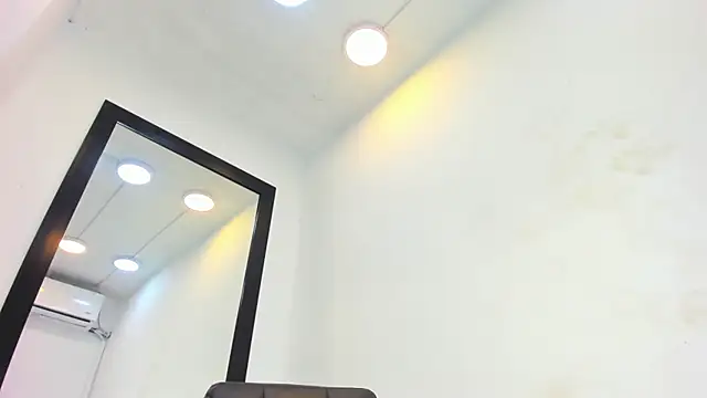 vera candella online show from 04/14/26, 09:48