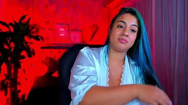 Snapshot of Xisu_ chatting on 02/12/25, 09:52 Xisu online show from 02/12/25, 09:52