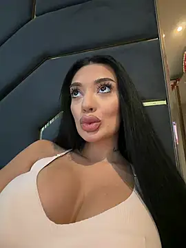 Snapshot of amirahylerr chatting on 03/09/26, 07:07 amirahylerr online show from 03/09/26, 07:07