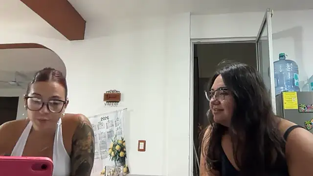 pili placer online show from 04/13/26, 02:28