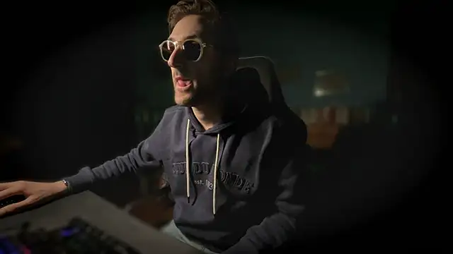 Stefisexy91 online show from 10/15/25, 08:20