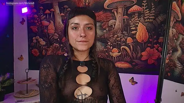 6Briela9  online show from 04/28/26, 02:38