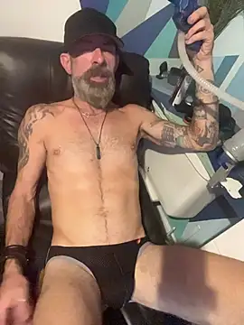 Snapshot of HandyBro chatting on 11/05/25, 08:09 HandyBro online show from 11/05/25, 08:09