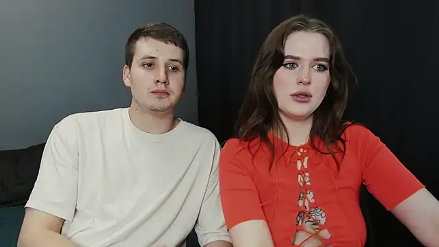 Snapshot of Pinku_kitsune chatting on 03/09/25, 02:21 Pinku kitsune online show from 03/09/25, 02:21