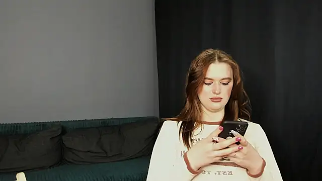 Snapshot of Pinku_kitsune chatting on 03/15/25, 07:05 Pinku kitsune online show from 03/15/25, 07:05