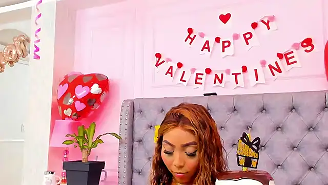 HaileeRoberts online show from 02/18/26, 12:45