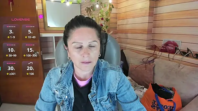Victoria collins 1 online show from 07/09/26, 10:08
