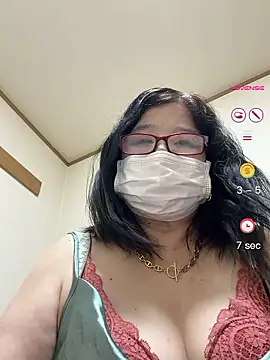 Snapshot of ryoko6681 chatting on 05/01/26, 04:00 ryoko6681 online show from 05/01/26, 04:00
