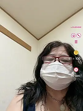 Snapshot of ryoko6681 chatting on 05/13/26, 08:27 ryoko6681 online show from 05/13/26, 08:27