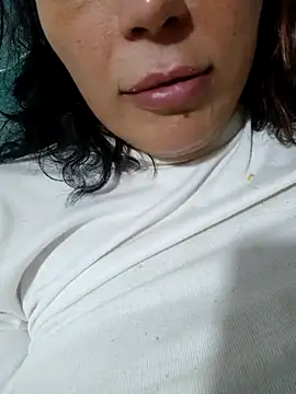 nazii010 online show from 10/18/25, 09:15