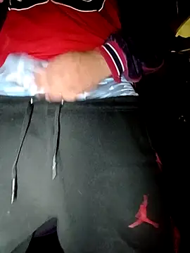 rodrig6987 1 online show from 09/18/25, 03:19