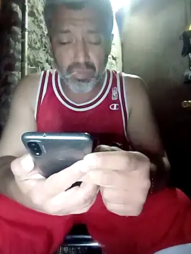 rodrig6987 1 online show from 10/11/25, 03:28