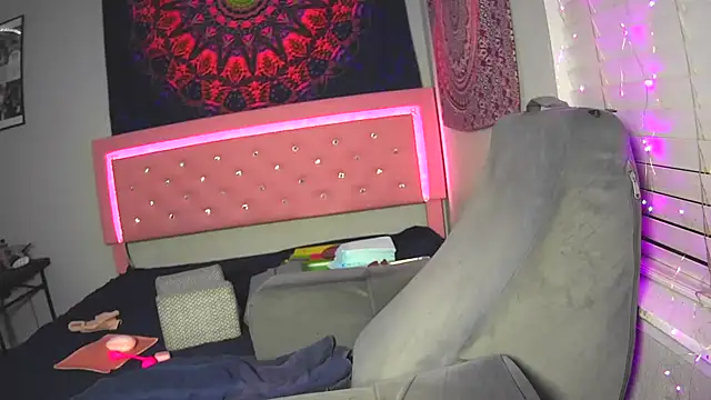 Tatithegoddess online show from 03/21/26, 10:31