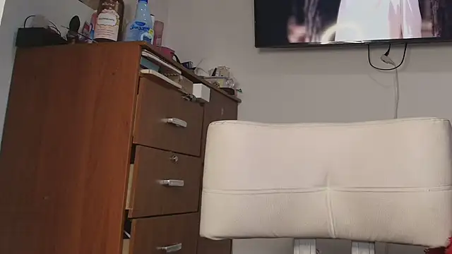 Maylin 2024 online show from 10/14/25, 07:25