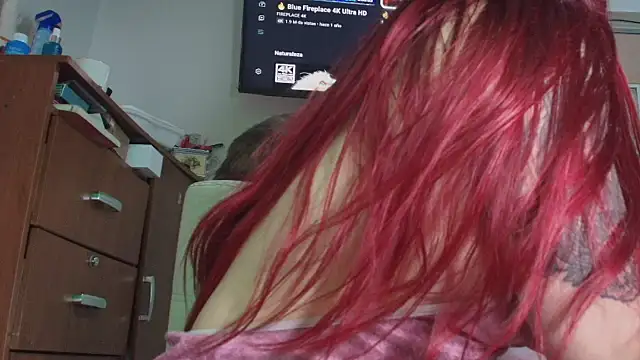 Maylin 2024 online show from 10/28/25, 06:54