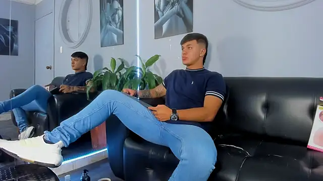 Cristopher strong online show from 02/10/25, 12:39