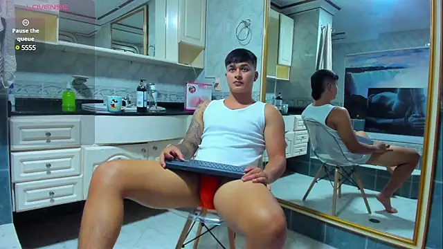 Cristopher strong online show from 02/15/25, 03:52