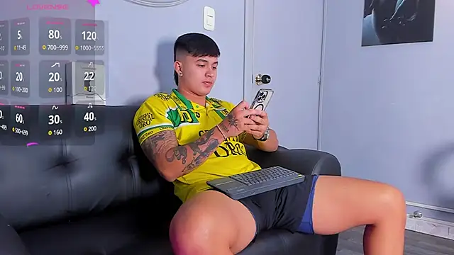 Cristopher strong online show from 09/09/25, 10:37