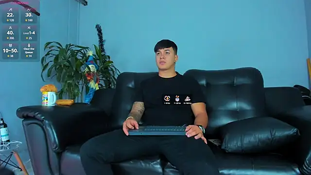 Cristopher strong online show from 10/26/25, 11:16