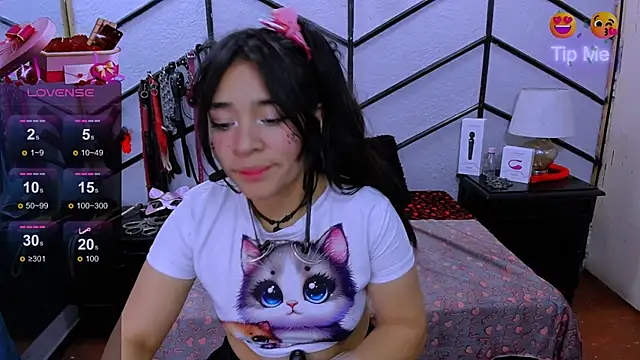 AlanaLuck online show from 02/10/25, 09:58