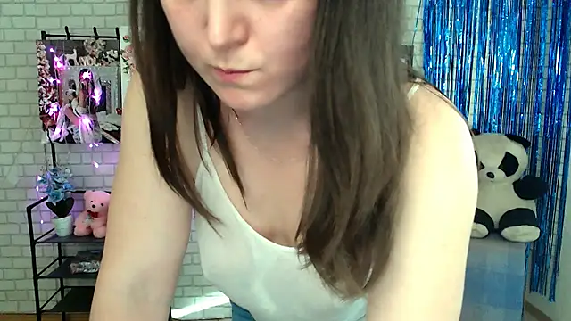 Darina M  online show from 03/05/25, 02:23