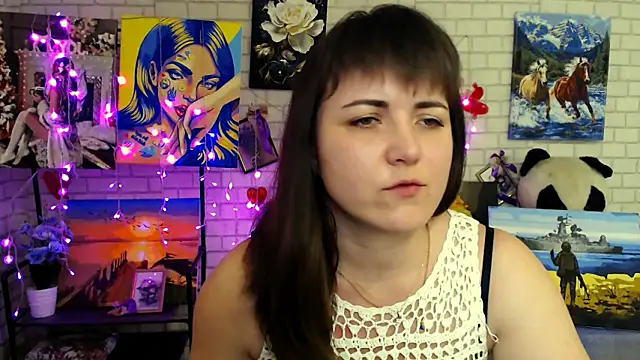 Darina M  online show from 02/13/26, 08:21