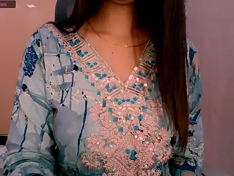 Snapshot of Nicole-wallace chatting on 10/02/25, 03:30 Nicole-wallace online show from 10/02/25, 03:30