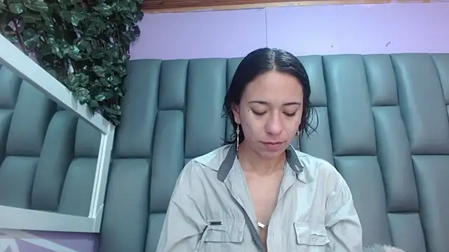 Snapshot of angelina_ny chatting on 09/30/25, 02:00 angelina ny online show from 09/30/25, 02:00