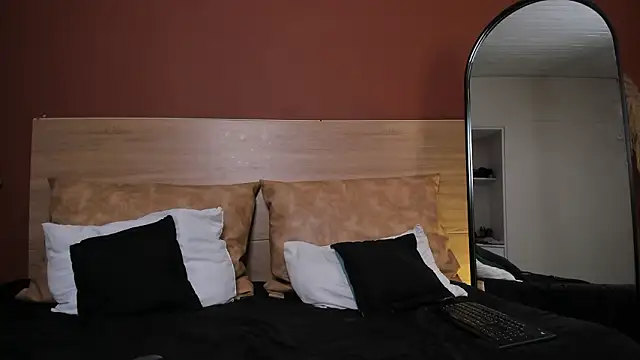 luna willians online show from 02/25/26, 01:32