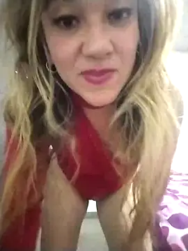 Snapshot of ELEKTRA_LUXURY chatting on 12/11/24, 12:54 ELEKTRA LUXURY online show from 12/11/24, 12:54