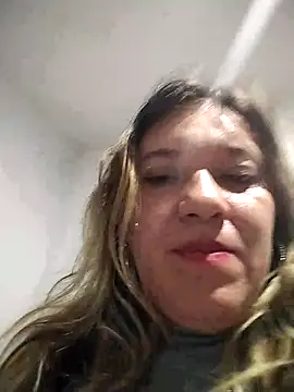 Snapshot of ELEKTRA_LUXURY chatting on 02/22/25, 04:18 ELEKTRA LUXURY online show from 02/22/25, 04:18