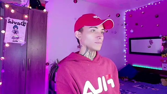 Snapshot of Micaela_Rangel chatting on 12/23/25, 03:59 Micaela Rangel online show from 12/23/25, 03:59