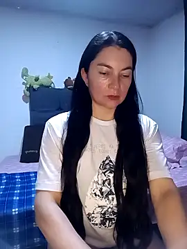 renata hot1 online show from 10/14/25, 01:17