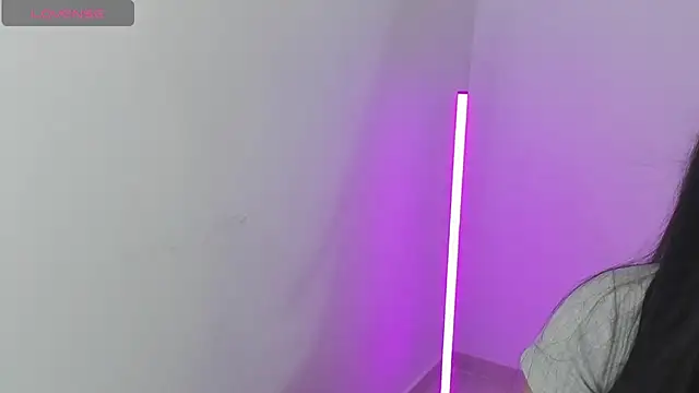 Natasha su  online show from 02/25/26, 04:00