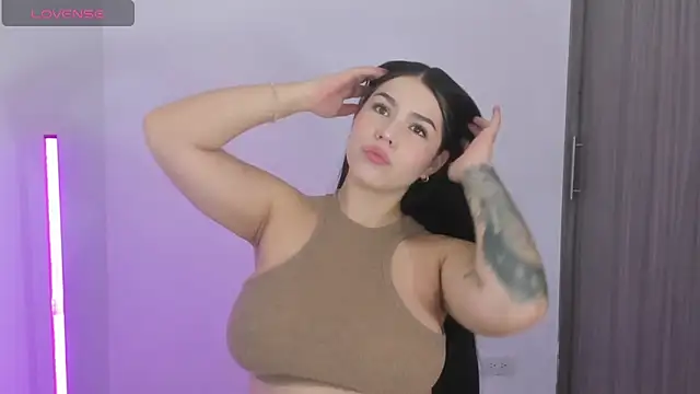 Natasha su  online show from 03/07/26, 03:53