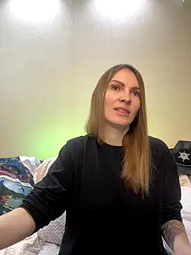 Snapshot of RachelBelI chatting on 12/01/24, 11:14 RachelBelI online show from 12/01/24, 11:14