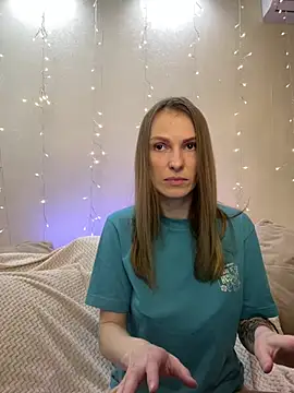 Snapshot of RachelBelI chatting on 01/08/25, 11:09 RachelBelI online show from 01/08/25, 11:09