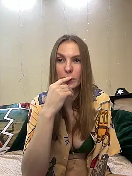Snapshot of RachelBelI chatting on 02/05/25, 11:17 RachelBelI online show from 02/05/25, 11:17