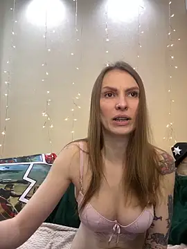 Snapshot of RachelBelI chatting on 02/10/25, 02:30 RachelBelI online show from 02/10/25, 02:30