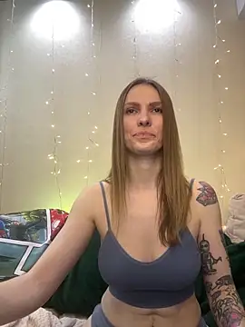 Snapshot of RachelBelI chatting on 02/20/25, 02:18 RachelBelI online show from 02/20/25, 02:18