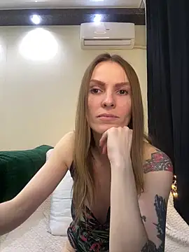 Snapshot of RachelBelI chatting on 02/27/25, 03:25 RachelBelI online show from 02/27/25, 03:25