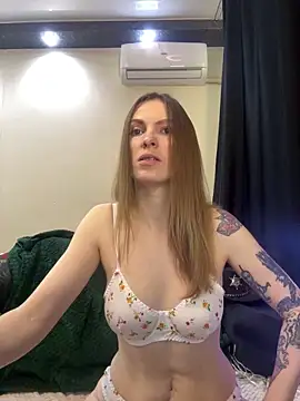 Snapshot of RachelBelI chatting on 03/21/25, 11:23 RachelBelI online show from 03/21/25, 11:23
