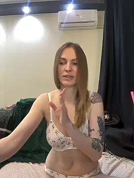 Snapshot of RachelBelI chatting on 03/22/25, 02:37 RachelBelI online show from 03/22/25, 02:37
