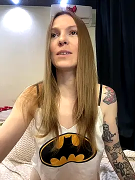 Snapshot of RachelBelI chatting on 09/10/25, 11:38 RachelBelI online show from 09/10/25, 11:38