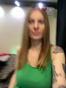 Snapshot of RachelBelI chatting on 10/01/25, 11:33 RachelBelI online show from 10/01/25, 11:33