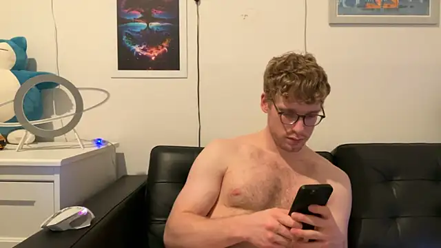 BlueEyedTallGuy94 online show from 12/09/24, 08:22