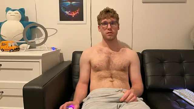 BlueEyedTallGuy94 online show from 12/11/24, 07:20