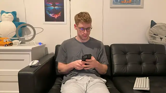 BlueEyedTallGuy94 online show from 12/16/24, 04:23